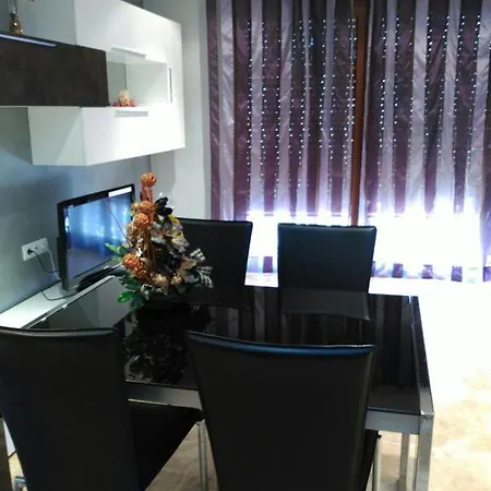 Apartment Cal Farre